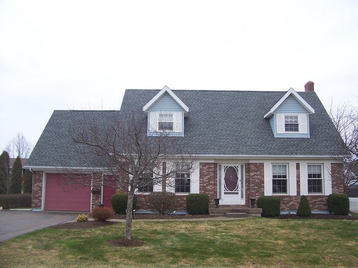 Residential roofing project completed