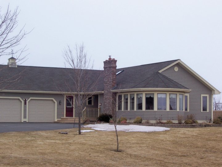 Roofing contractor work